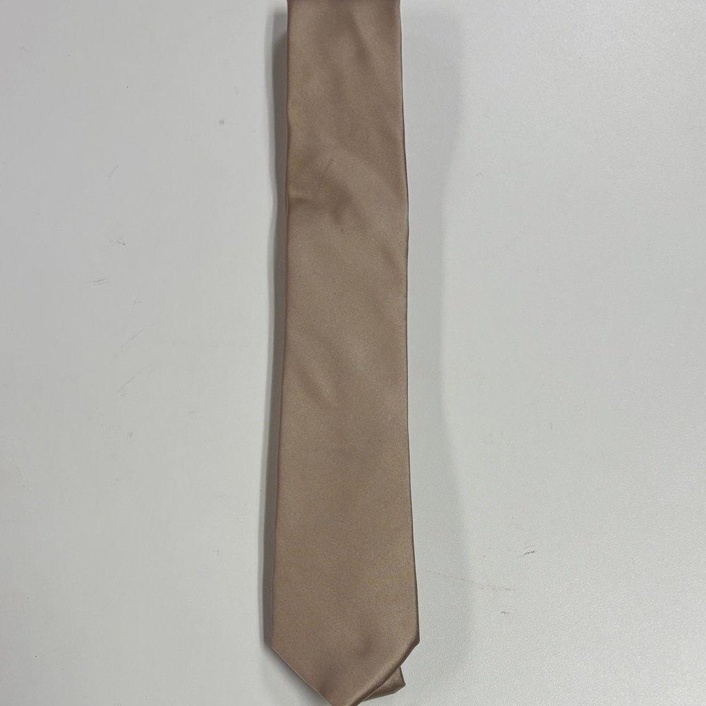 JF J.Ferrar Elegant Tan Tie